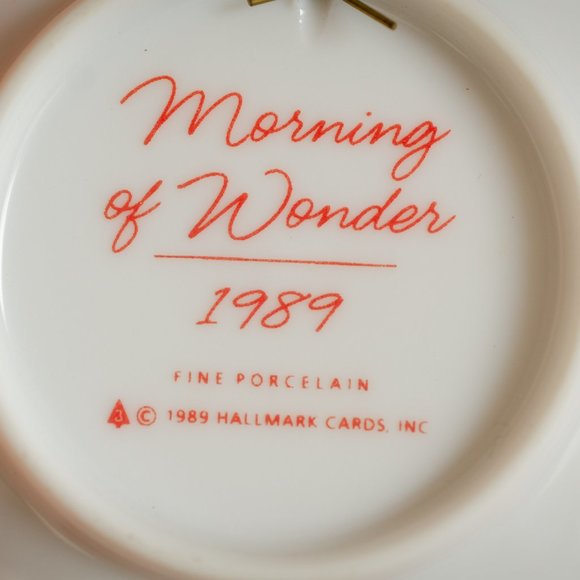 Christmas ornament, Hallmark "Morning of Wonder" 1989 mini plate - Picture 5 of 7